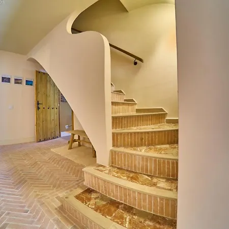 Palmview Up To 28 Guests Close To Villa *